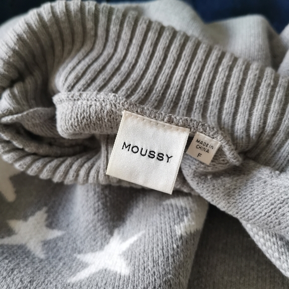 Moussy Sweater - Picture 6 of 7